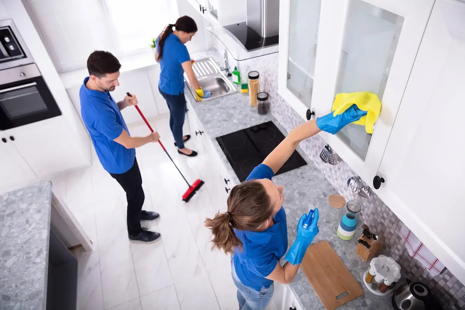 2024-02-Why-a-Recurring-Cleaning-Service-Is-the-Right-Choice-for-Your-Vacation-Rental