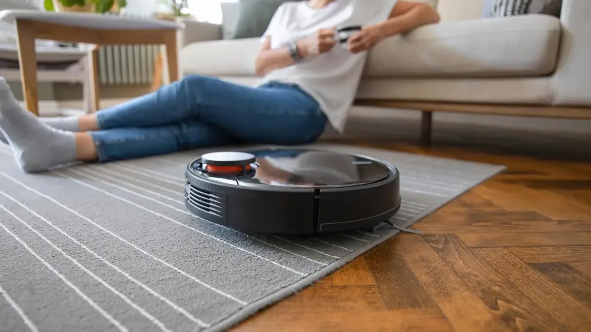 2025-04-Self-Cleaning-Homes-Robot-Vacuums_-Too-Good-to-Be-True_