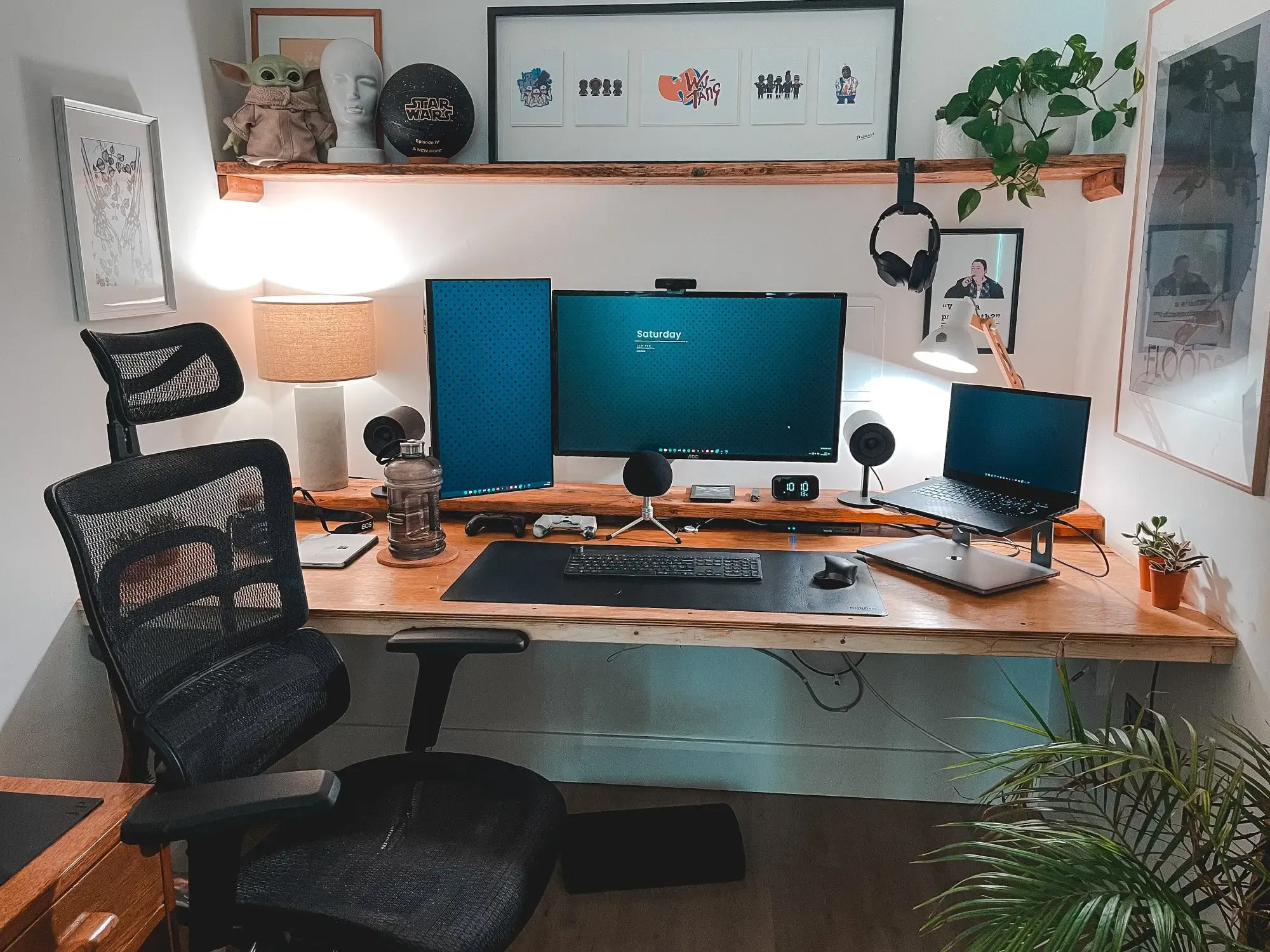 2025-05-Why-a-Tidy-Desk-Sparks-Better-Work